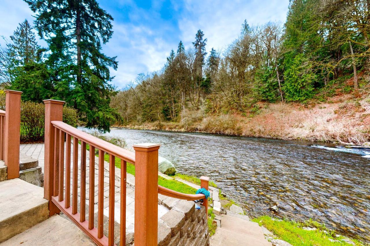Cedar River Retreat Рентън Екстериор снимка